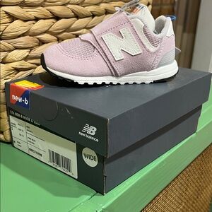 New Balance Kids' Light Pink Sneakers